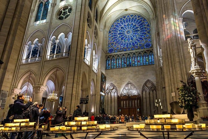Paris Notre Dame Cathedral and Sainte Chapelle Semi Private Tour — photo 1