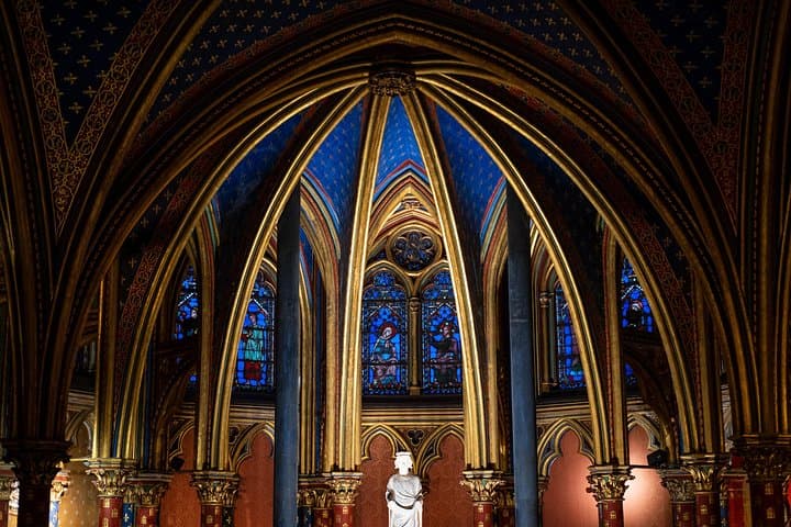 Paris Notre Dame Cathedral and Sainte Chapelle Semi Private Tour — photo 15
