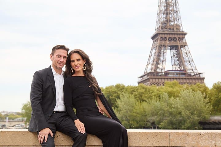 Eiffel Tower Photo Shoot & Surprise Proposals in Paris — photo 12