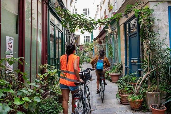 Paris Guided Food Tour by Bike - Ile de la Cité and Marais — photo 13