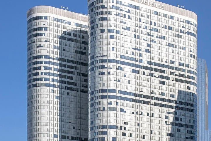 Explore La Défense Paris Modern District Walking Tour — photo 9