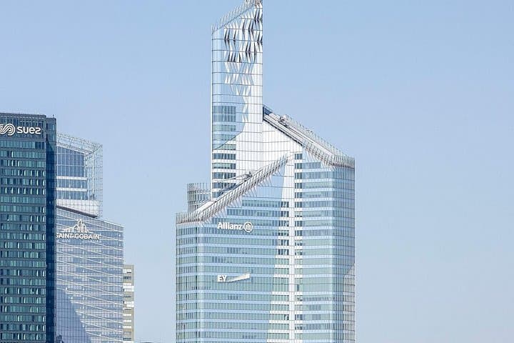 Explore La Défense Paris Modern District Walking Tour — photo 11