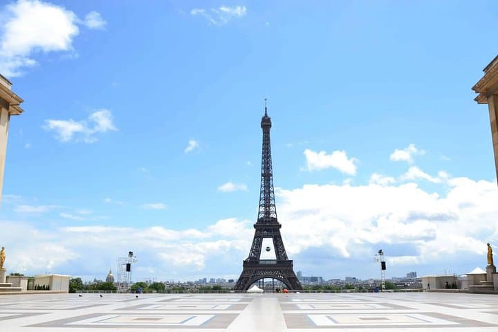 Paris Luxury Minivan City Tour with Audio Guide — photo 3