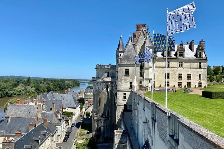7 day Paris Must-Do Burgundy Champagne Culture Wine Small Group15 — photo 15
