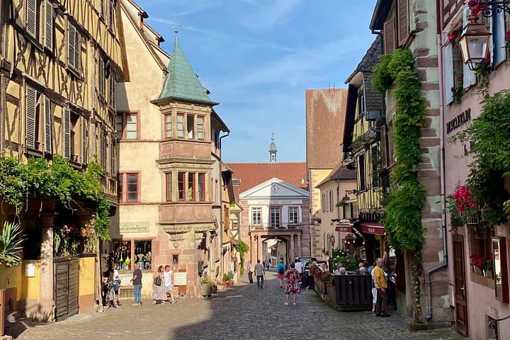 7 day Paris Must-Do Burgundy Champagne Culture Wine Small Group15 — photo 1