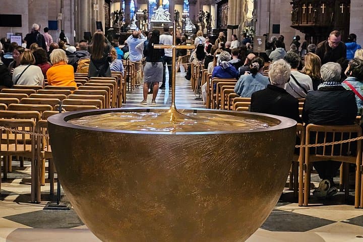 Notre-Dame Cathedral Access and Outdoor Walking Tour — photo 16