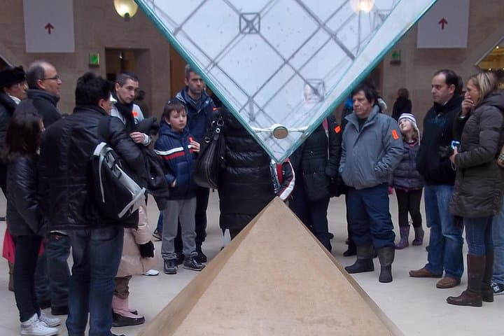 Paris: Louvre Museum Mona Lisa & Highlights Guided Tour — photo 5