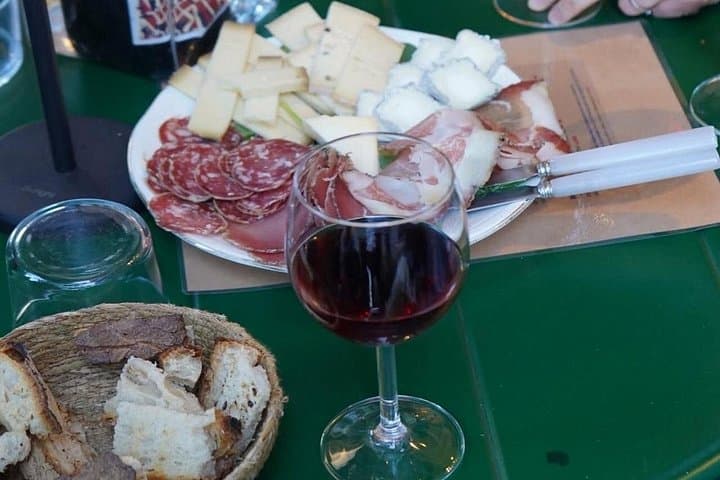 Le Marais Food and Wine Tour - French Gourmet Tastings — photo 15