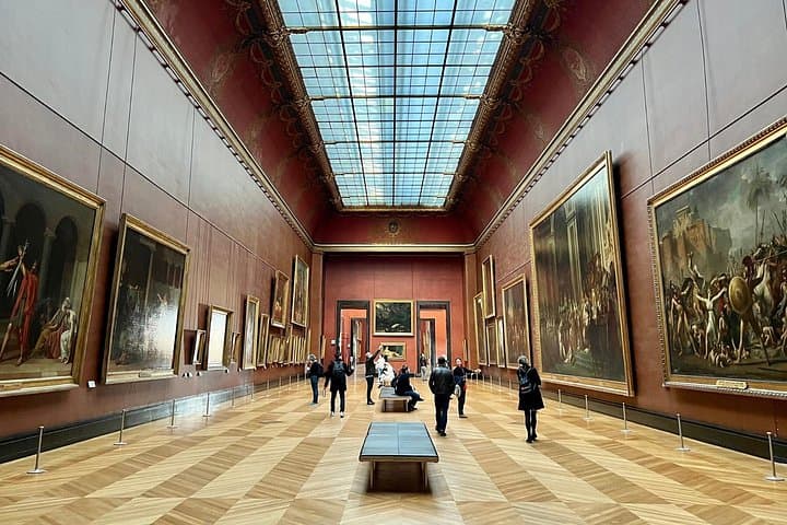 Private Family Louvre Tour for Kids with Interactive Activities — photo 8