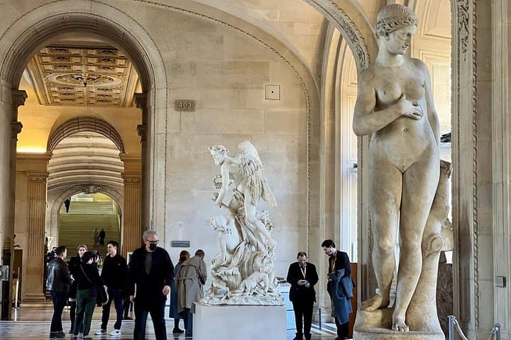 Private Family Louvre Tour for Kids with Interactive Activities — photo 9