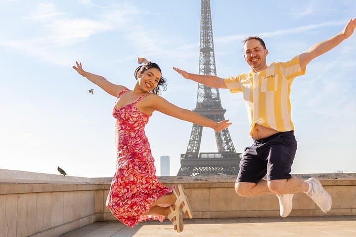 Paris: Your Own Private Photoshoot at the Eiffel Tower — photo 9