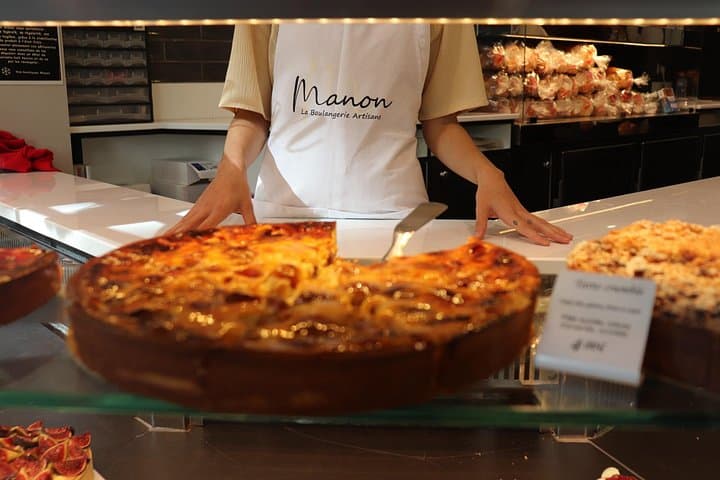 French Baking Class in a Local Montmartre Bakery — photo 4