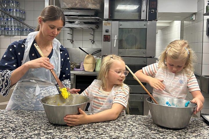 French Baking Class in a Local Montmartre Bakery — photo 5