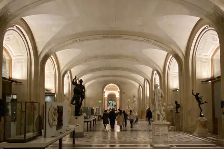 Louvre Highlights & Mona Lisa Guided Tour with Reserved Access — photo 5