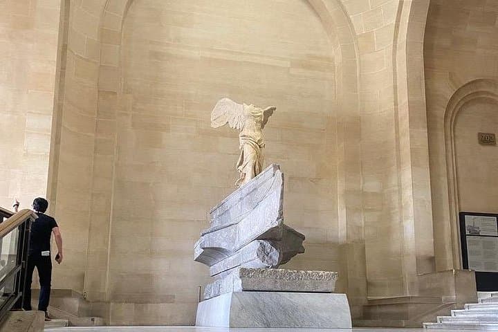 Louvre Highlights & Mona Lisa Guided Tour with Reserved Access — photo 4