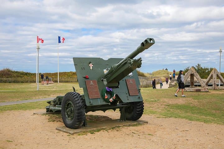 Normandy 2Days Trip Landing Beaches and Mont St Michel from Paris — photo 19