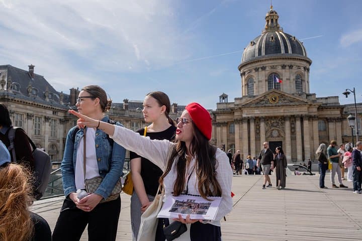 The Official Emily in Paris Locations Walking Tour — photo 5