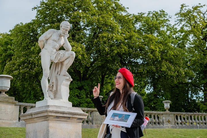 The Official Emily in Paris Locations Walking Tour — photo 6