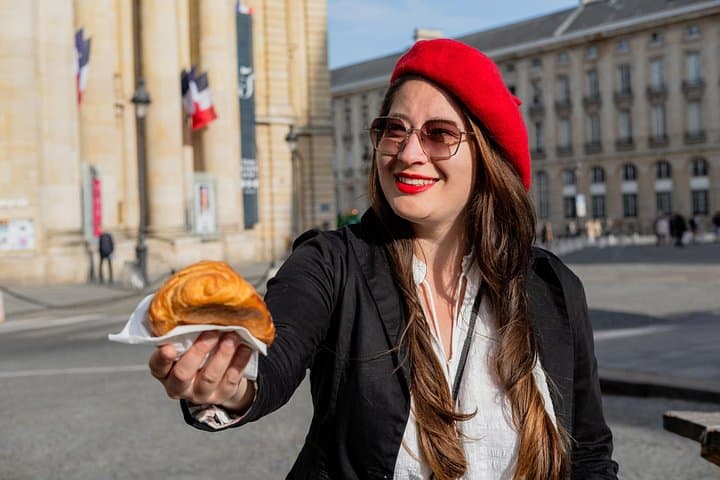 The Official Emily in Paris Locations Walking Tour — photo 11