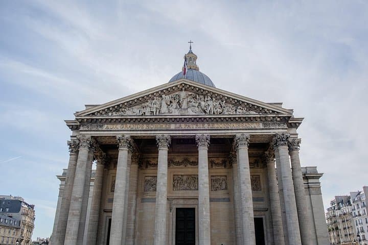 The Official Emily in Paris Locations Walking Tour — photo 12