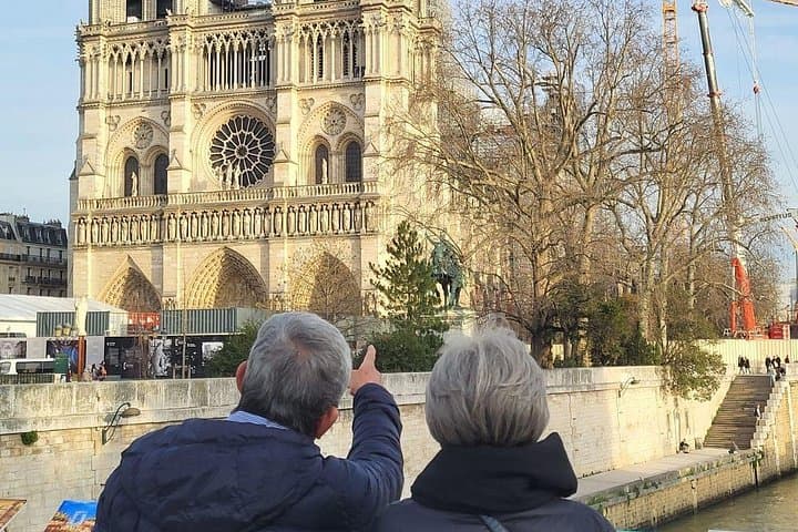 Notre Dame Cathedral Guided Tour with Entry — photo 8