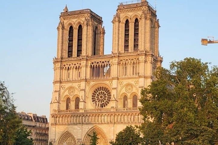 Notre Dame Cathedral Guided Tour with Entry — photo 11