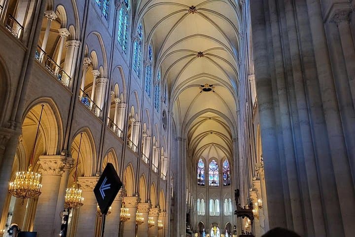 Notre Dame Cathedral Guided Tour with Entry — photo 7