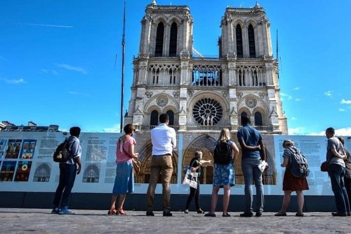 Notre Dame Cathedral Guided Tour with Entry — photo 4