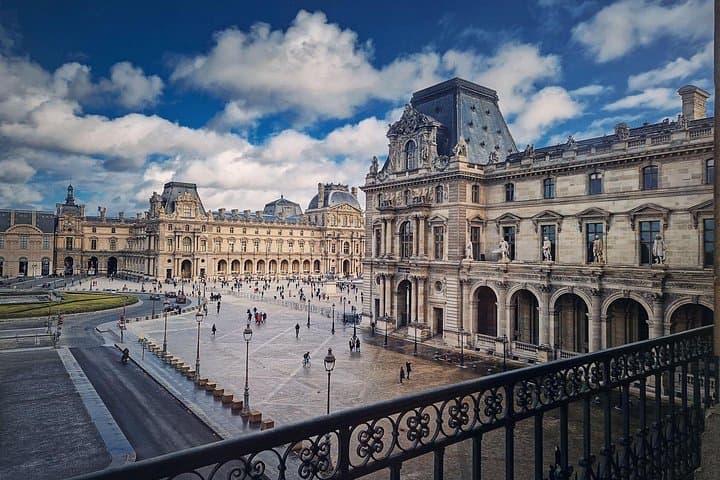 Louvre Private Tour in Paris with Entry Tickets — photo 1