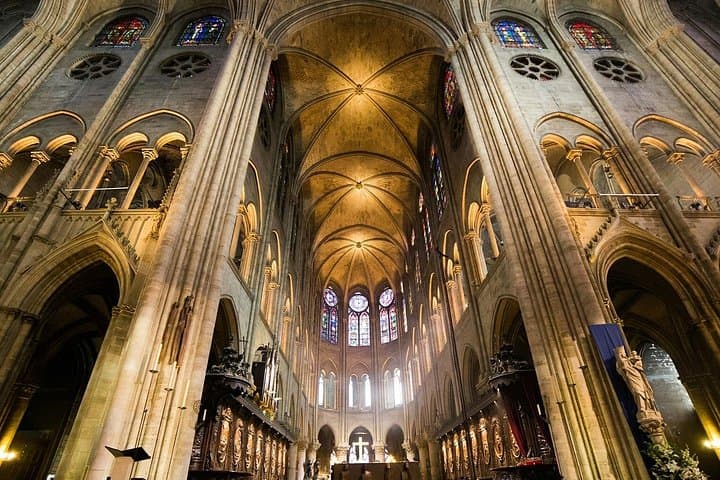 Paris Notre Dame Exterior Guided Tour with Cathedral Access — photo 5