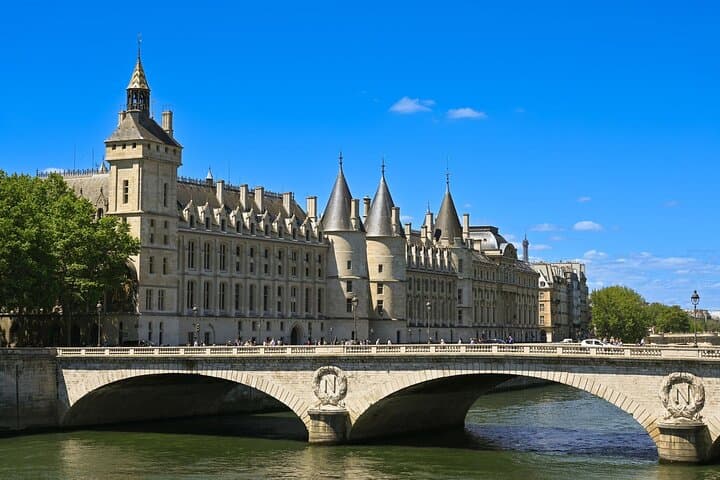 La Conciergerie and Sainte Chapelle Ticket with In-app Audio Tour — photo 3