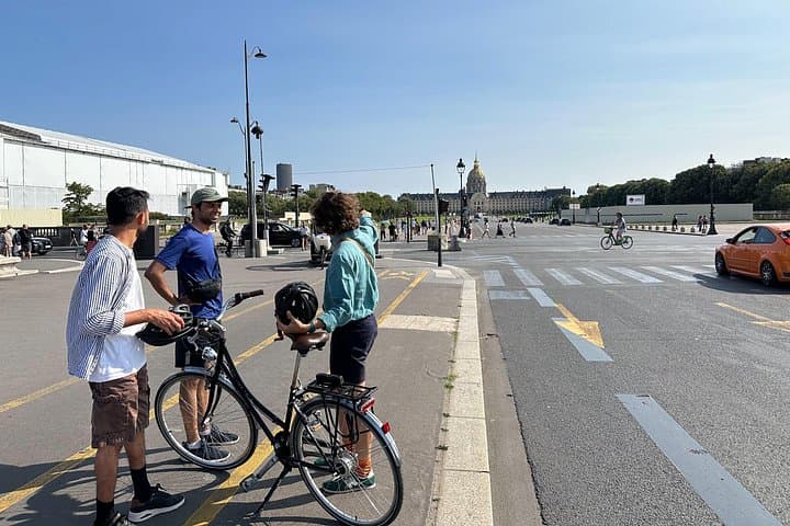 Paris: Bike or eBike Tour, Top Sights & Local Insights — photo 10