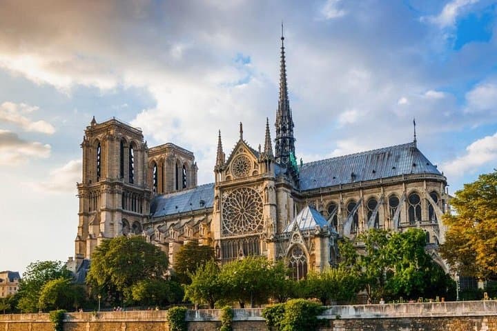 Notre Dame de Paris: Semi Private or Private Guided Tour Guide — photo 4