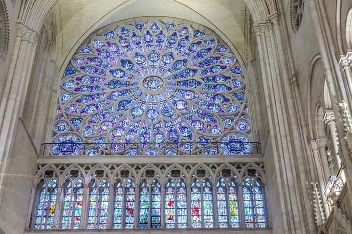 Notre Dame de Paris: Semi Private or Private Guided Tour Guide — photo 7