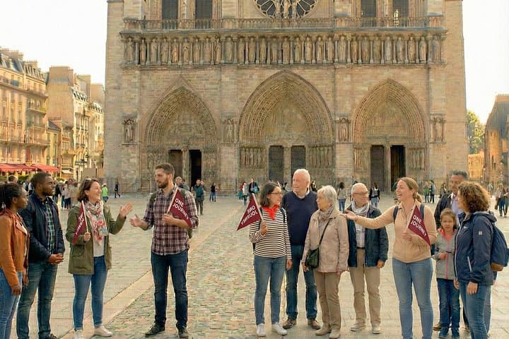 Notre Dame Interior and Exterior Small Group Guided Tour — photo 8