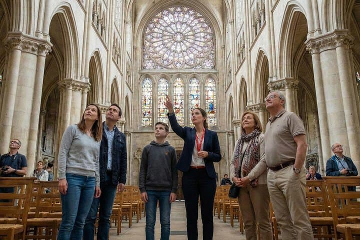 Notre Dame Interior and Exterior Small Group Guided Tour — photo 4