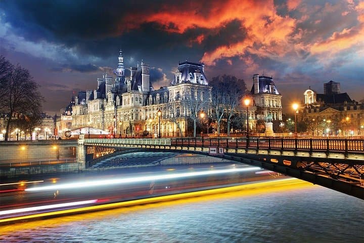 Paris, Between Crimes and Mysteries — photo 2