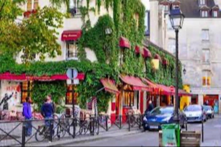Flavors of Le Marais Guided Walking Tour with Local Tastings — photo 2
