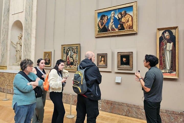 Louvre Museum Small-Group Guided Tour with Masterpieces & Access — photo 10