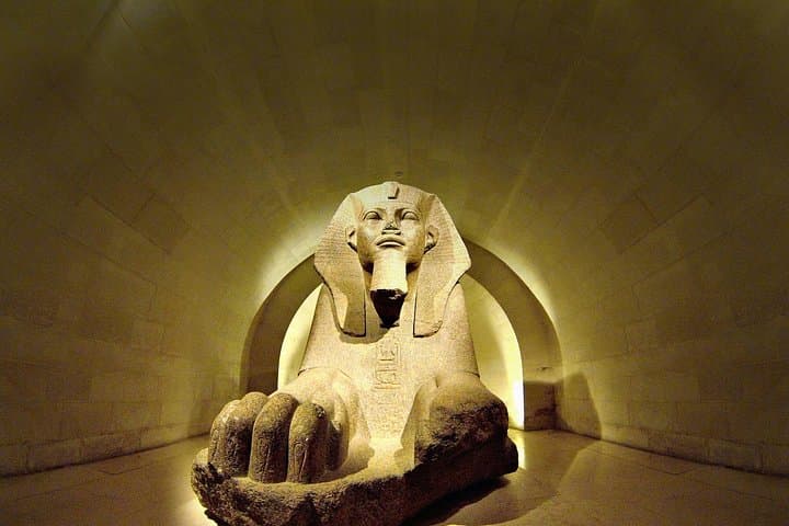 Louvre Museum Small-Group Guided Tour with Masterpieces & Access — photo 6