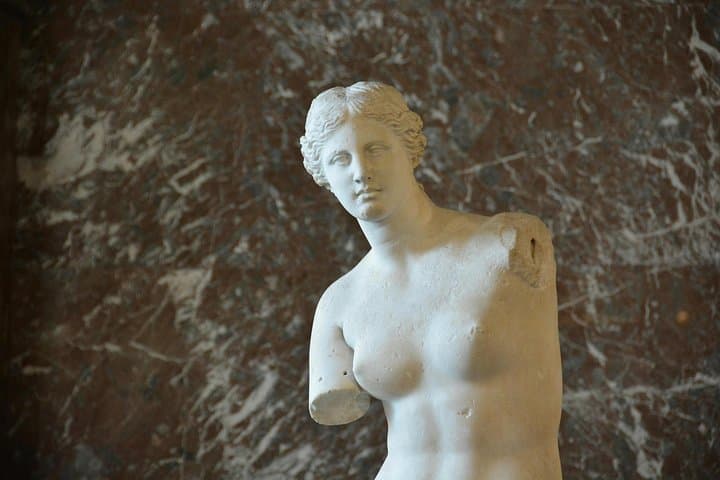 Louvre Museum Must-Sees Small-Group French Guided Tour & Access — photo 20