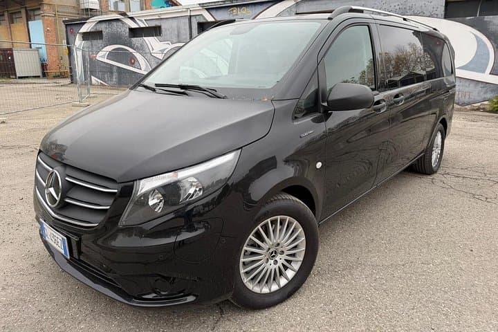VAN and Sedan Transfers CDG Airports Disney Asterix Paris — photo 7