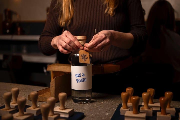 Paris Craft Distillery Make Your Own Gin Workshop — photo 6