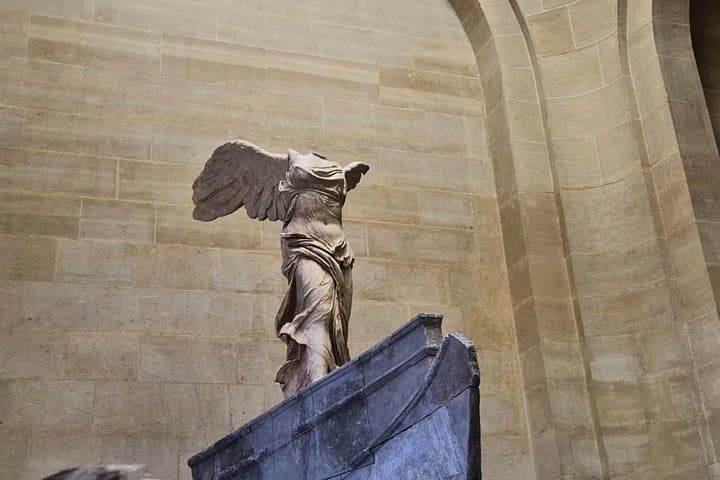Louvre Museum Small-Group Guided Tour with Masterpieces & Access — photo 7