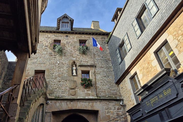 Mont Saint-Michel Small-Group Tour from Paris with Abbey Ticket — photo 10