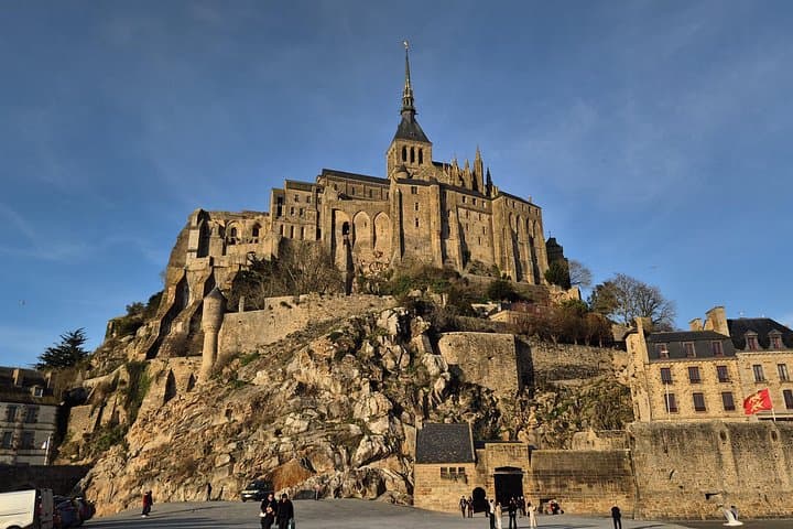 Mont Saint-Michel Small-Group Tour from Paris with Abbey Ticket — photo 1
