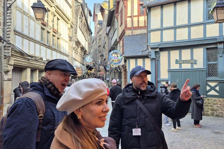Mont Saint-Michel Small-Group Tour from Paris with Abbey Ticket — photo 2