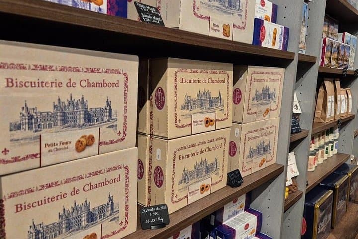 Loire Valley Castles Tour with Chambord and Chenonceau from Paris — photo 19
