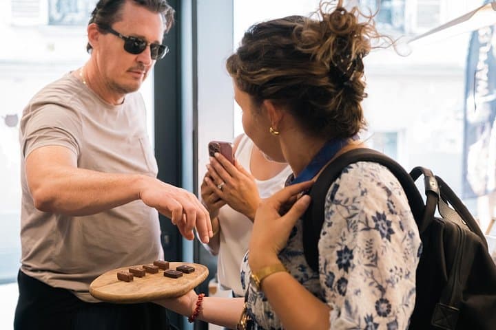 Private Saint-Germain Chocolate, Pastries & Macaron Walking Tour — photo 17