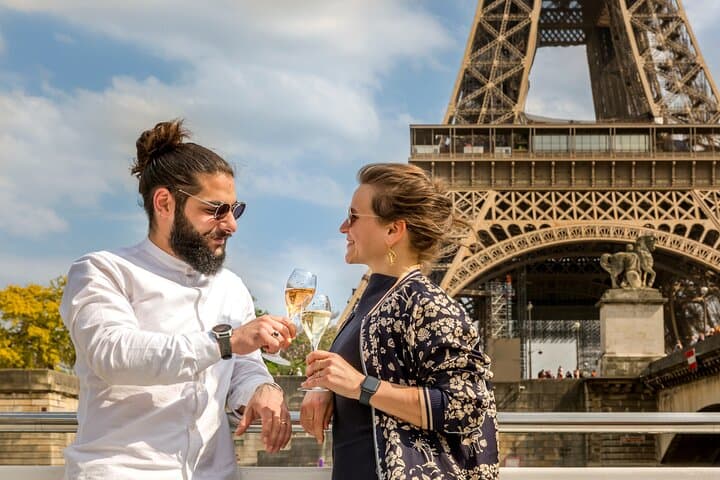Paris Seine River Champagne Tasting Cruise by Ô Chateau — photo 1